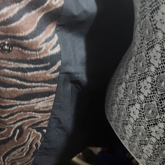 BROWN AND BLACK ANIMAL PRINT 3/4 COAT BRAND NEW - Picture 3 of 8